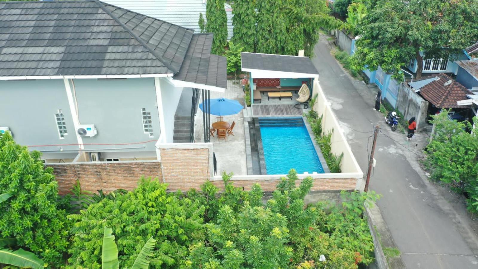 Zavana Rooms & Restaurant Tanjungkarang Екстериор снимка