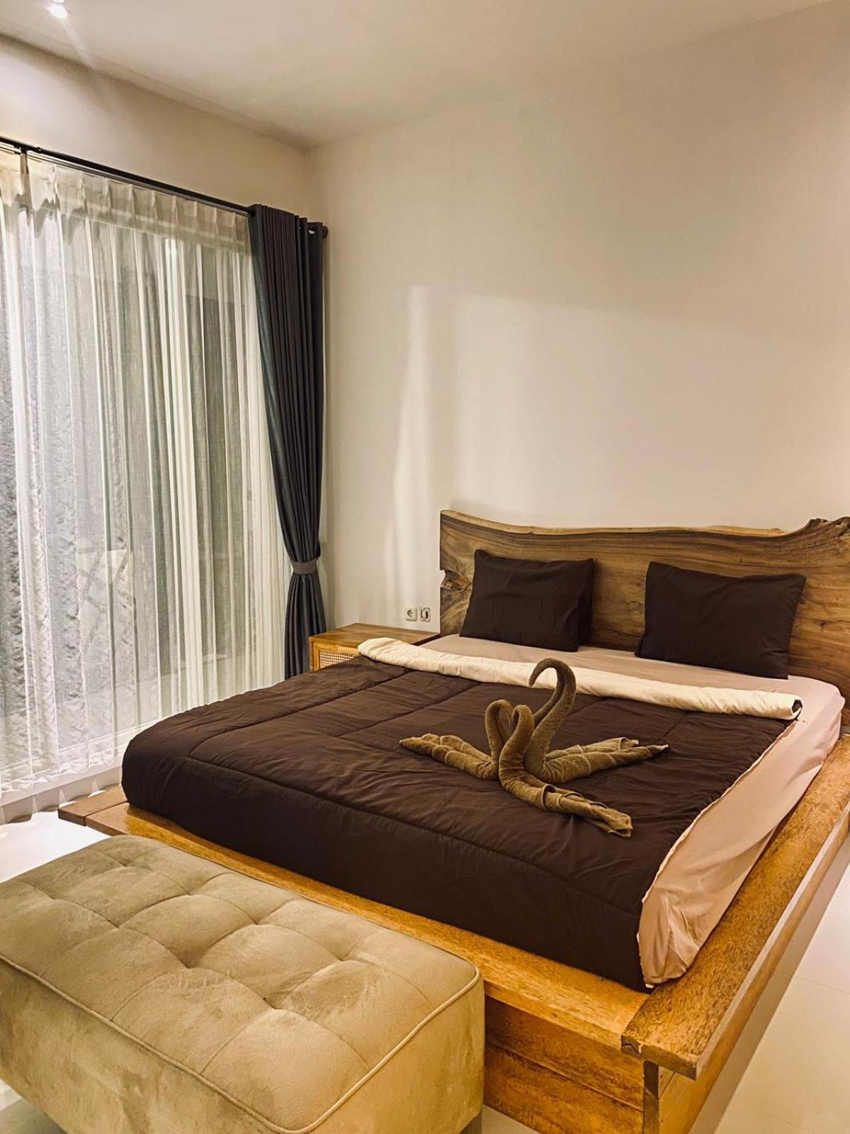 Zavana Rooms & Restaurant Tanjungkarang Екстериор снимка